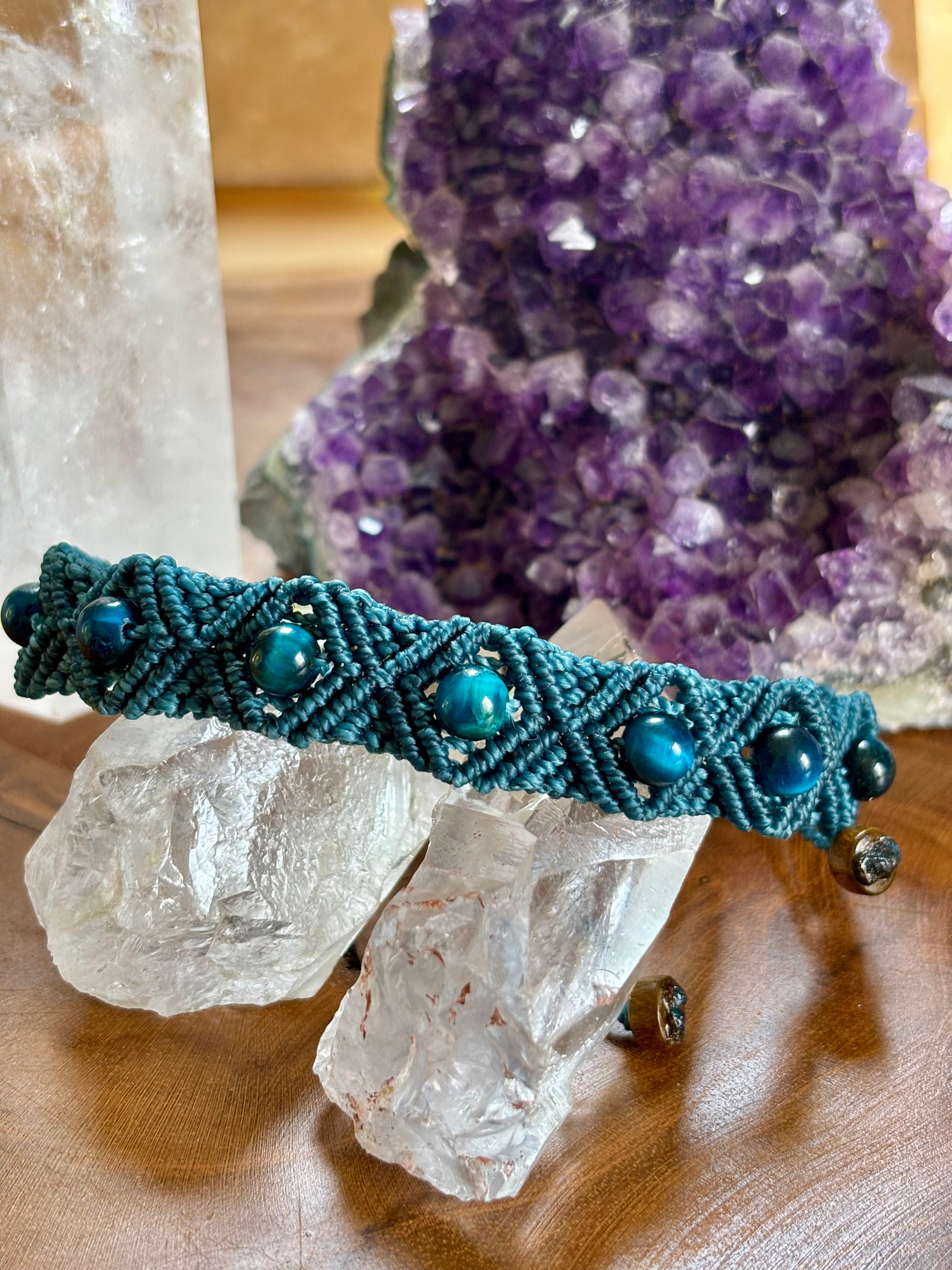 BR017 - "Losanges" - Oeil de tigre bleu