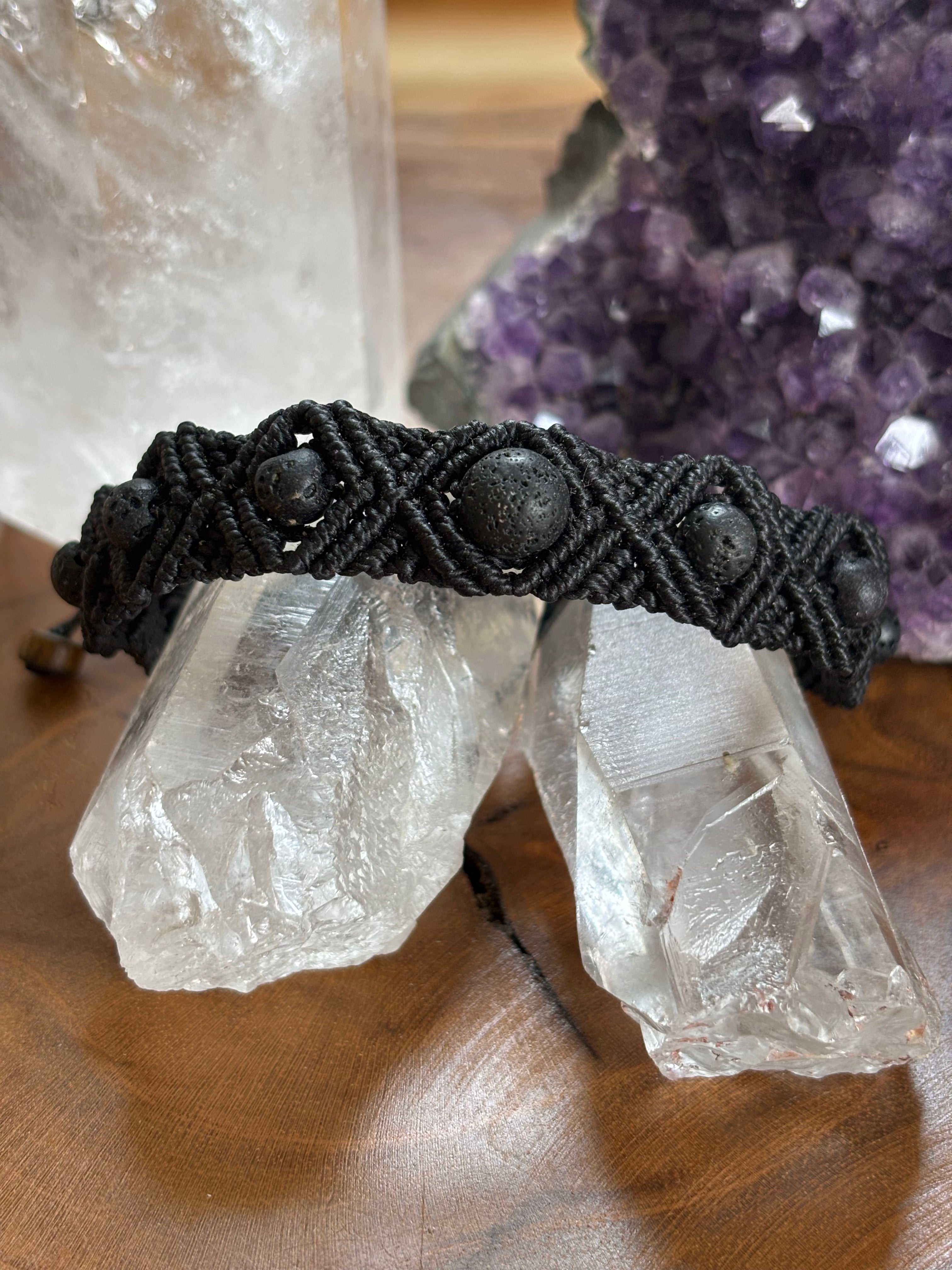 BR010 - "Losanges" - Volcanique noir - bijou diffuseur